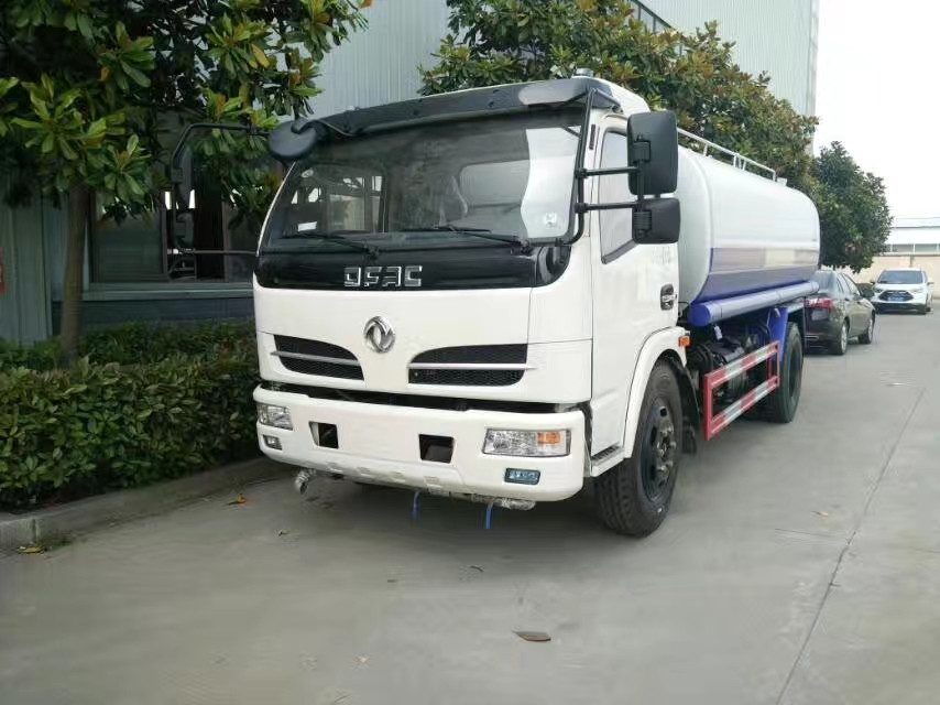 8����ˮ܇�N���������|�L(f��ng)8����ˮ܇�S���N����8����ˮ܇�r(ji��)�񣬳����|�L(f��ng)8����ˮ܇�N������