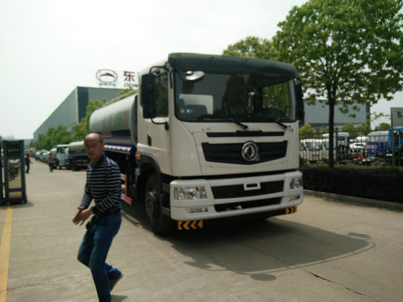 15����ˮ܇�N�ۏS�ң��|�L(f��ng)15����ˮ܇�r(ji��)����������ˮ܇�N�۹�˾