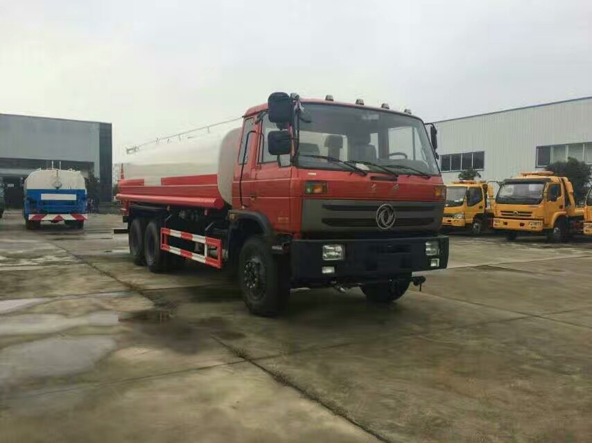 ���ݞ�ˮ܇��r���aƷ�r�񣬖|�L��ˮ܇�S��ֱ�N