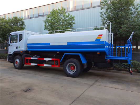 程力灑水車(chē)廠家 程力灑水車(chē)廠家