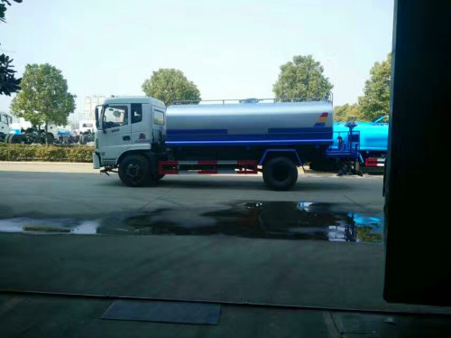 ��ɽ��ˮ܇�S���N��