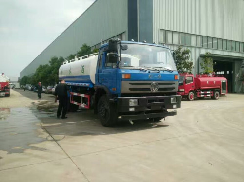 С�͞�ˮ܇��С�͞�ˮ܇�S���N�ۣ�����С�͞�ˮ܇���a(ch��n)�S��