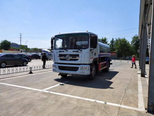 多功能灑水車報(bào)價(jià),多功能灑水車廠家直銷,東風(fēng)專用汽車 多功能灑水車報(bào)價(jià),多功能灑水車廠家直銷,東風(fēng)專用汽車