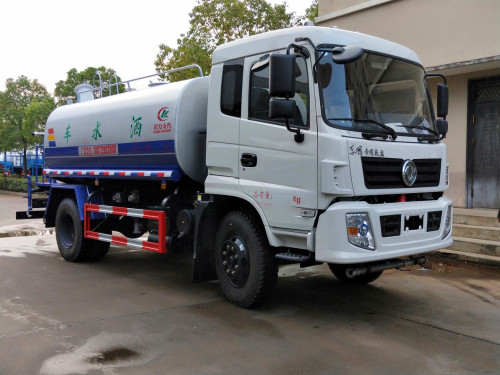 ������ˮ܇(ch��)��������ˮ܇(ch��)��(b��o)�r(ji��)�������|�L(f��ng)��ˮ܇(ch��)�S���N(xi��o)��