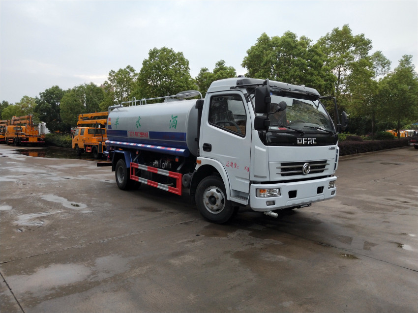 ������8����ˮ܇(ch��)�N(xi��o)�ۣ������Ж|�L(f��ng)��������ˮ܇(ch��)���a(ch��n)�S�ң��������F(tu��n)