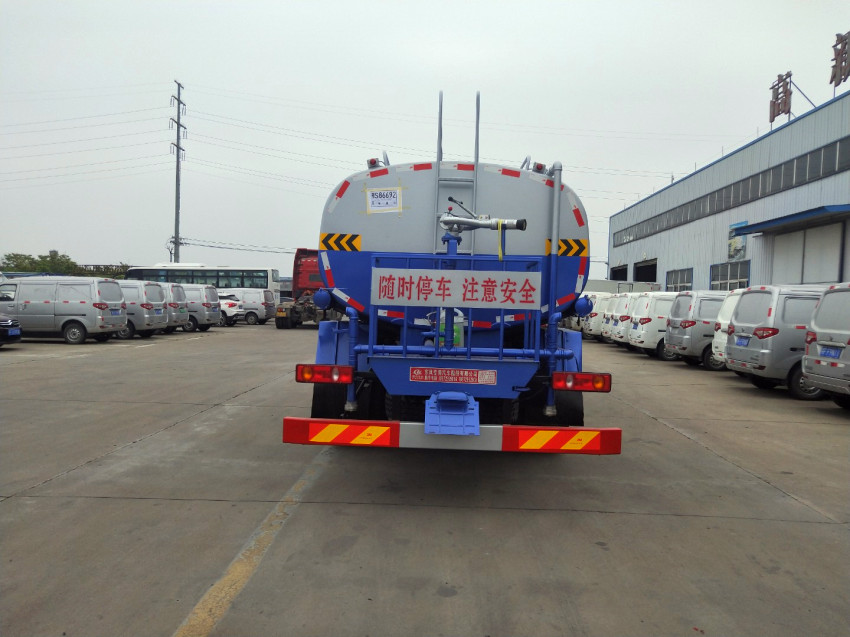 ����������ˮ܇