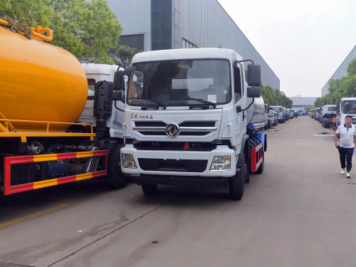 國六10噸天然氣灑水車-10方天然氣灑水車-湖北程力生產廠家 國六10噸天然氣灑水車-10方天然氣灑水車-湖北程力生產廠家