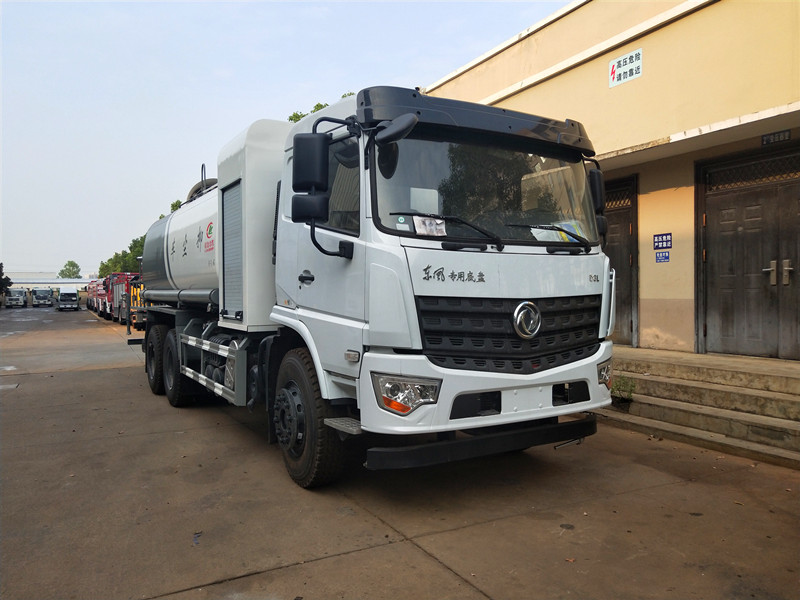 東風(fēng)后雙橋噴霧抑塵車,罐體15-18噸,風(fēng)機(jī)80-90米 東風(fēng)后雙橋噴霧抑塵車,罐體15-18噸,風(fēng)機(jī)80-90米