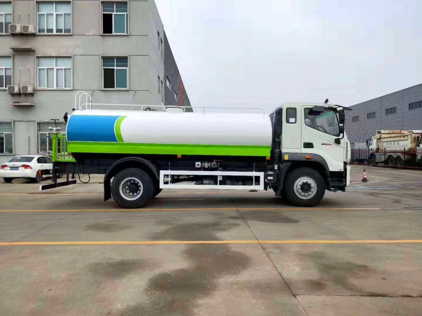 京牌國(guó)六灑水車 京牌國(guó)六灑水車