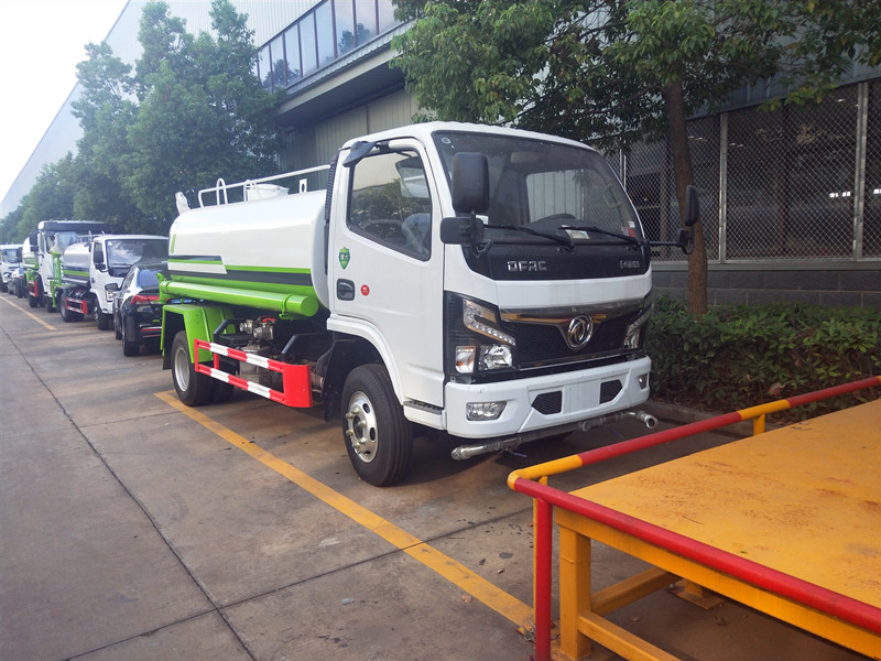 藍(lán)牌5方灑水車價格-國六藍(lán)牌5噸電動車價格-湖北程力 藍(lán)牌5方灑水車價格-國六藍(lán)牌5噸電動車價格-湖北程力