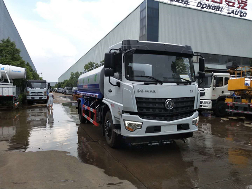 國六15噸環衛灑水車價格-15噸環衛灑水車廠家-程力集團 國六15噸環衛灑水車價格-15噸環衛灑水車廠家-程力集團