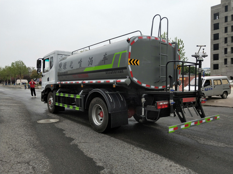 東風灑水車 東風灑水車