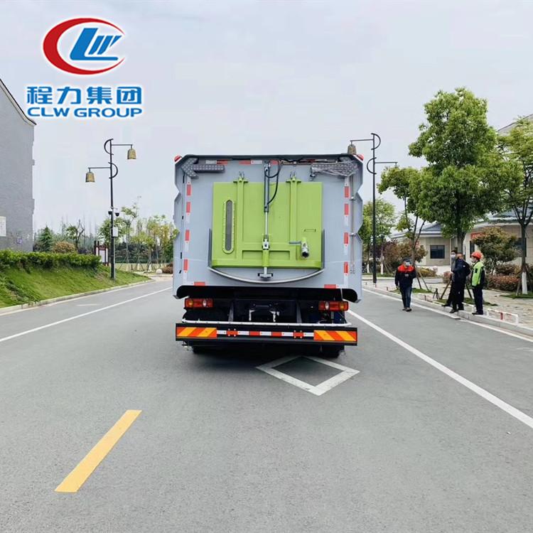 天錦洗掃車圖片 天錦洗掃車圖片