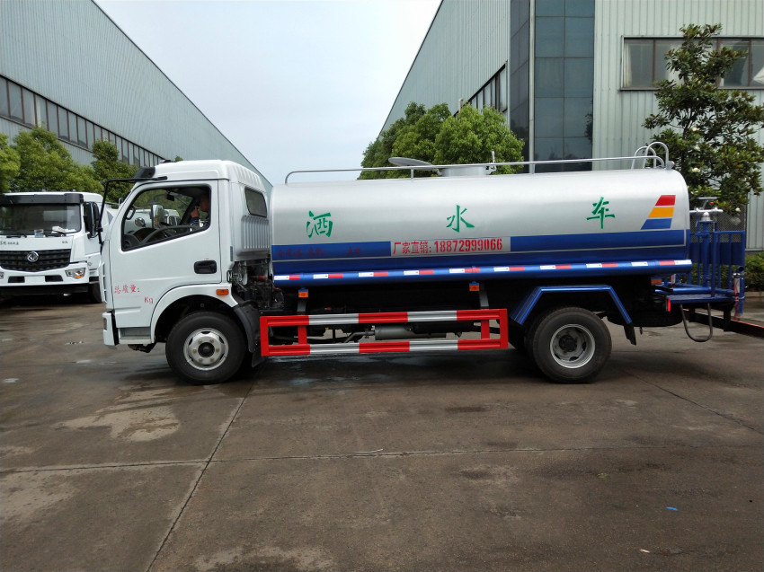 灑水車價格多少錢一輛哪里有賣-湖北程力灑水車生產(chǎn)廠家 灑水車價格多少錢一輛哪里有賣-湖北程力灑水車生產(chǎn)廠家