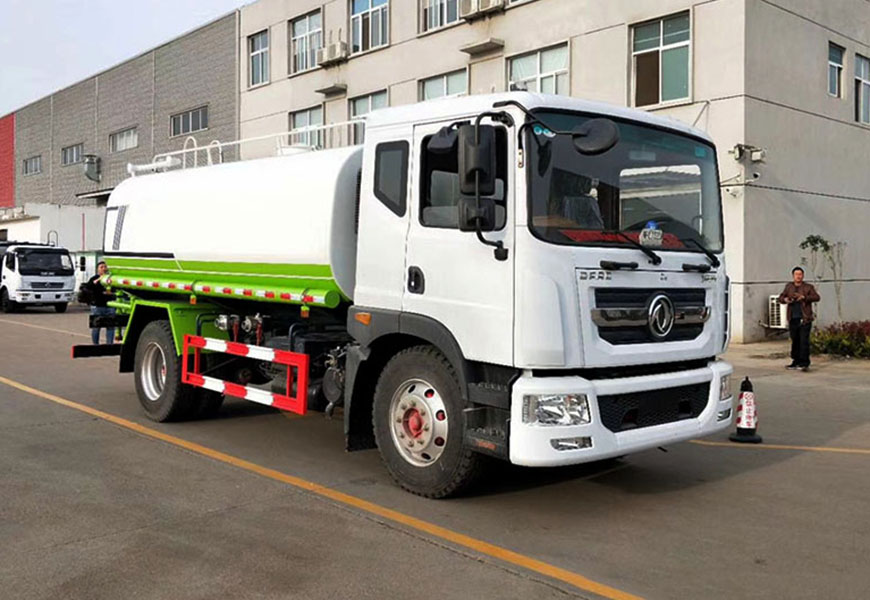 專業(yè)灑水車生產廠家 專業(yè)灑水車生產廠家