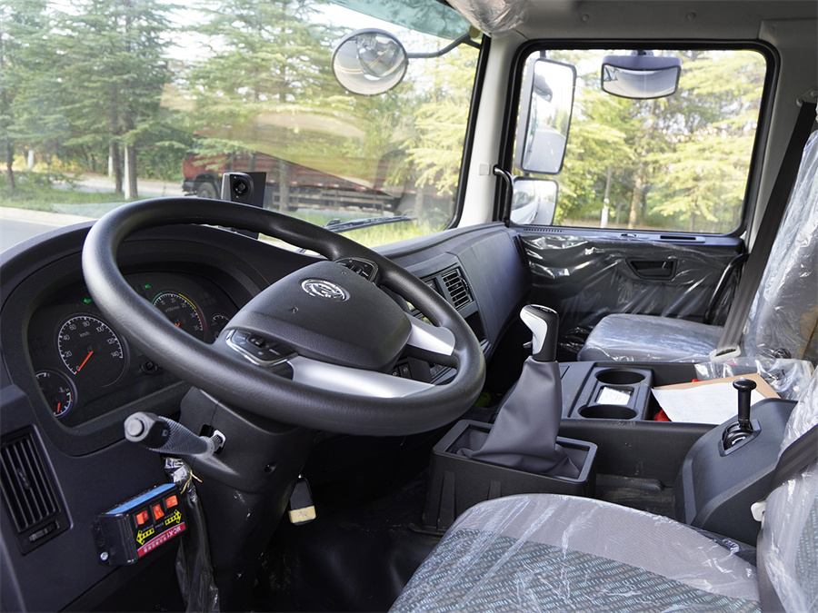 �|�L(f��ng)18������܇-�|�L(f��ng)�A���������܇