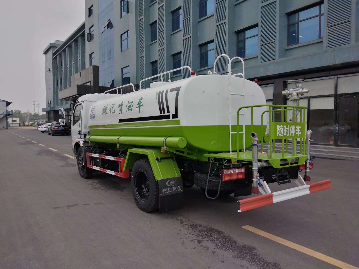 東風(fēng)大多利卡8噸灑水車